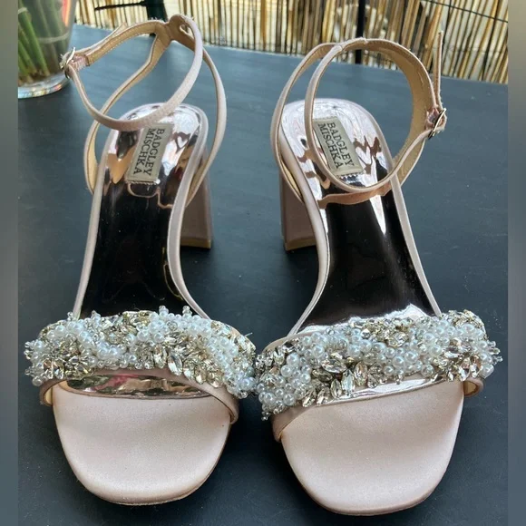 Badgley Mischka Women's Elegant Blush pink Embellished Heels - Cream - Picture 6 of 8